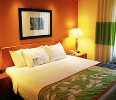 фото отеля Fairfield Inn & Suites Cleveland Avon