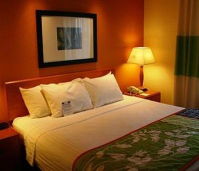 фото отеля Fairfield Inn & Suites Cleveland Avon