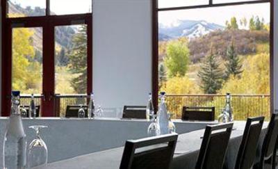 фото отеля The Westin Riverfront Mountain Villas