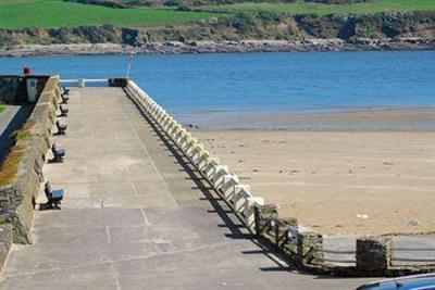 фото отеля Walter Raleigh Hotel Youghal