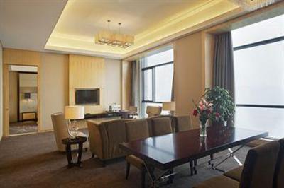 фото отеля Crowne Plaza Yichang Hotel