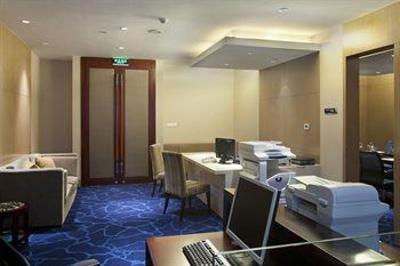фото отеля Crowne Plaza Yichang Hotel