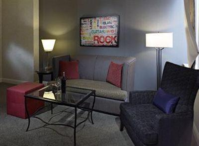 фото отеля Madison Hotel Memphis