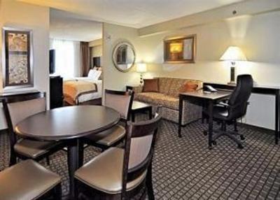 фото отеля Hawthorn Suites Blacksburg University