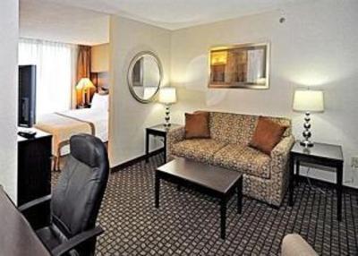 фото отеля Hawthorn Suites Blacksburg University