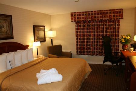 фото отеля Comfort Inn Toronto Northeast