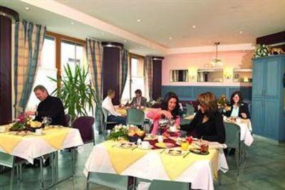 фото отеля Hotel Zum Lowen Morfelden-Walldorf