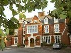 фото отеля Hilton St Anne's Manor, Bracknell