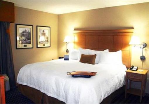 фото отеля Hampton Inn & Suites Albany - Downtown