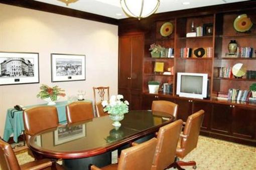 фото отеля Hampton Inn & Suites Albany - Downtown