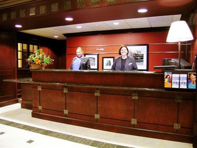 фото отеля Hampton Inn & Suites Albany - Downtown
