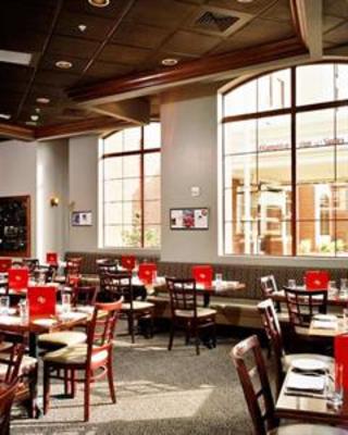 фото отеля Hampton Inn & Suites Albany - Downtown