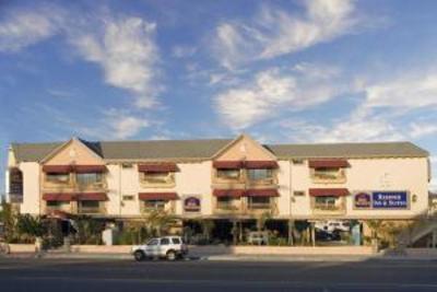 фото отеля BEST WESTERN Harbour Inn & Suites