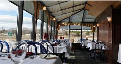 фото отеля Universel Hotel Riviere Du Loup