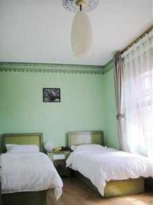 фото отеля Tashitakge Hotel