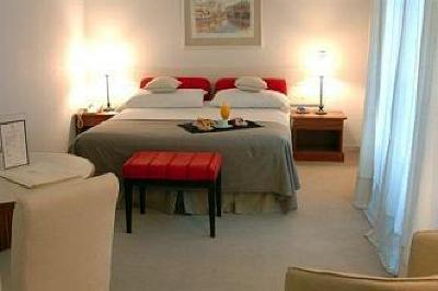 фото отеля Loi Suites Esmeralda