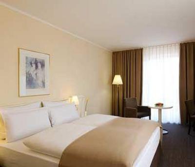 фото отеля Nh Hotel Schwerin