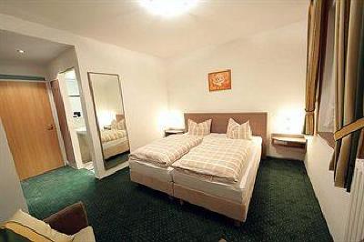 фото отеля Hotel Schworer