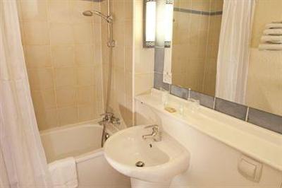 фото отеля Campanile Le Bourget Gonesse Hotel