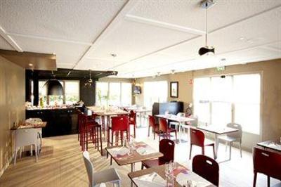 фото отеля Campanile Le Bourget Gonesse Hotel
