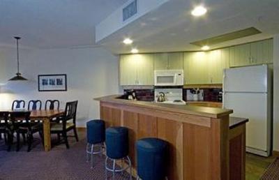 фото отеля Legends Hotel Whistler