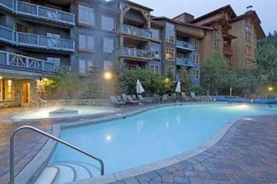 фото отеля Legends Hotel Whistler