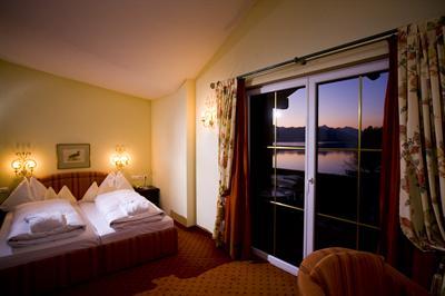 фото отеля Romantikhotel Seefischer am Millstättersee Radenthein