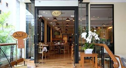 фото отеля Cape House Serviced Apartments Bangkok