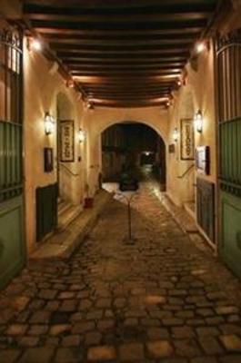 фото отеля Hostellerie De La Poste Avallon