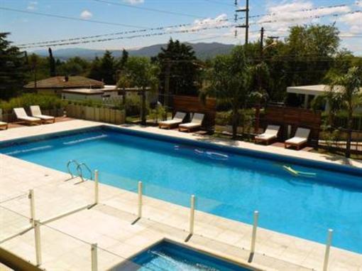 фото отеля Hotel 15 de Mayo Villa Carlos Paz
