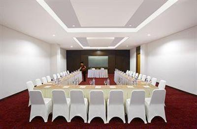 фото отеля Hotel Santika Palu
