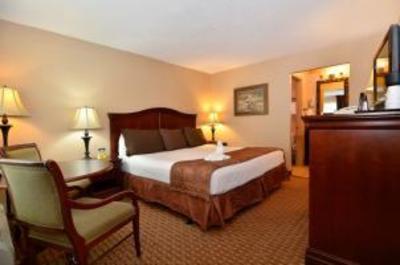 фото отеля BEST WESTERN Plus Landing View Inn & Suites