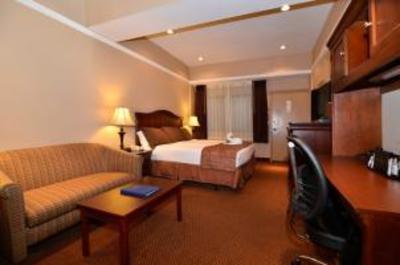 фото отеля BEST WESTERN Plus Landing View Inn & Suites