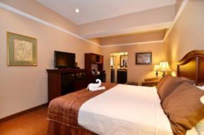 фото отеля BEST WESTERN Plus Landing View Inn & Suites