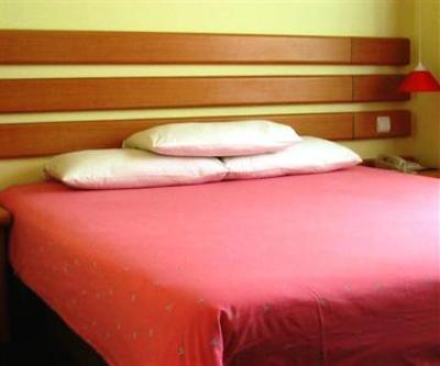 фото отеля Home Inn Xi'an Zhonglou North