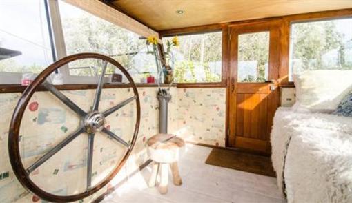 фото отеля Houseboat Prins Heerlijk