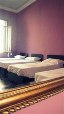 фото отеля Emerald Palace Hostel