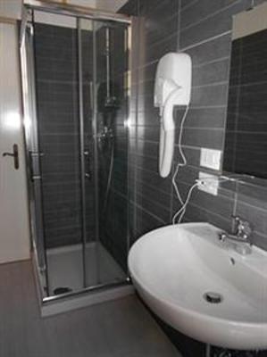 фото отеля Emerald Palace Hostel