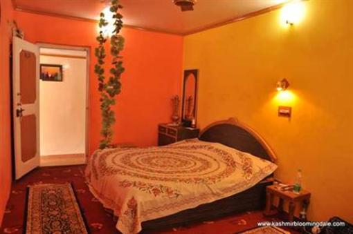 фото отеля Hotel Blooming Dale