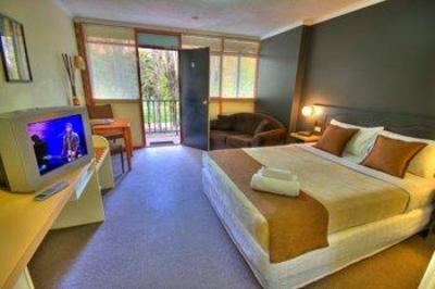 фото отеля Best Western Coachman Inn Lorne