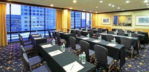 фото отеля Brookshire Suites