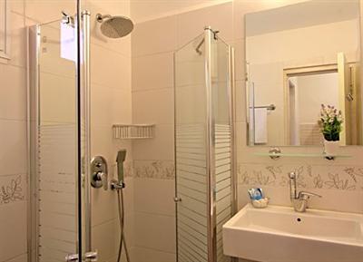 фото отеля Travel Hotel Eilon