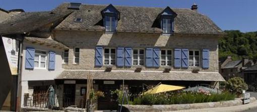 фото отеля L'Auberge Du Chateau Muret-le-Chateau