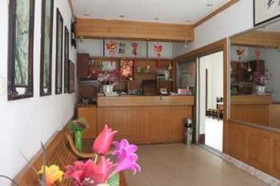 фото отеля Qufu Garden Hotel