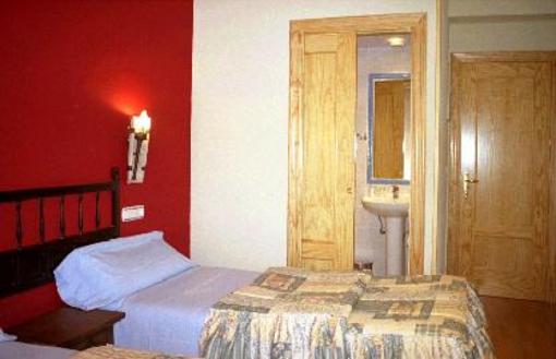 фото отеля Hostal Escartin