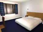 фото отеля Travelodge Stonehouse