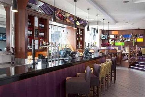 фото отеля Jurys Inn Glasgow