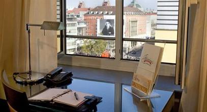фото отеля Fleming's Hotel Munich City