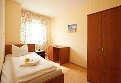 фото отеля Hotel Floesserstube