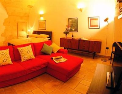 фото отеля Sacre Bleu Bed & Breakfast